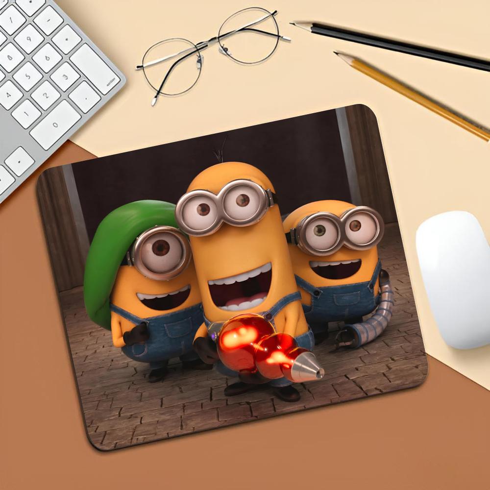 Mouse Pad Gamer M-Minion para  - Gaming Console Portable Pc avaliação e preço